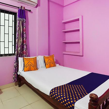 Hotel Spot On Rohini Residency Kadampuzha Edayur Exterior foto
