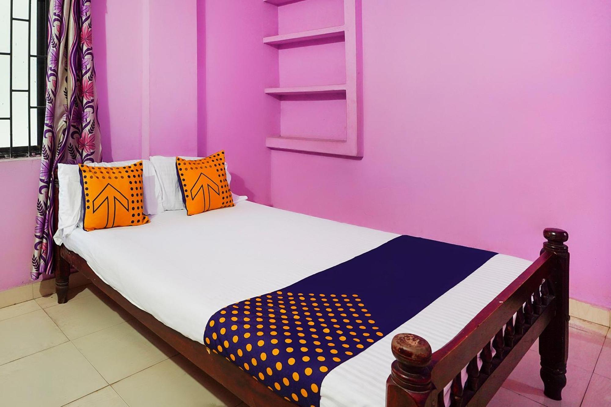 Hotel Spot On Rohini Residency Kadampuzha Edayur Exterior foto